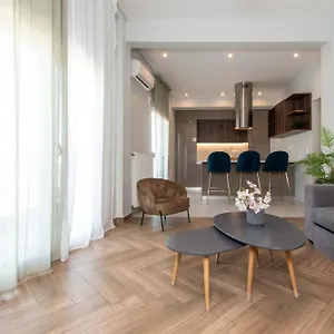 https://houseloft-grand-vista.hotels-of-thessaloniki.com